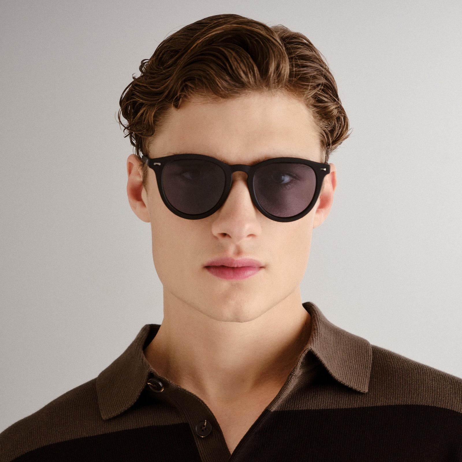 Fire Starter Black Rubber Uni-Sex Round Sunglasses | Le Specs