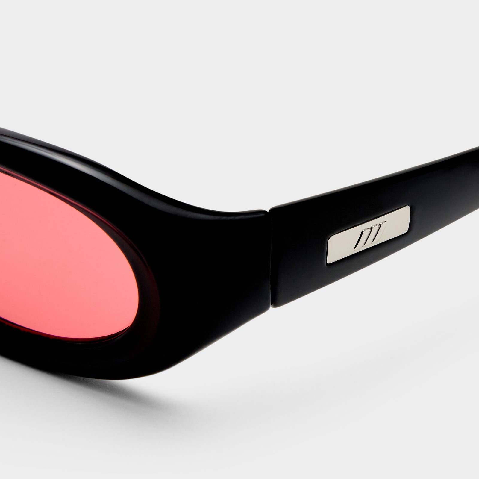 Nightcrawler Black Uni-Sex Wrap Sunglasses | Le Specs