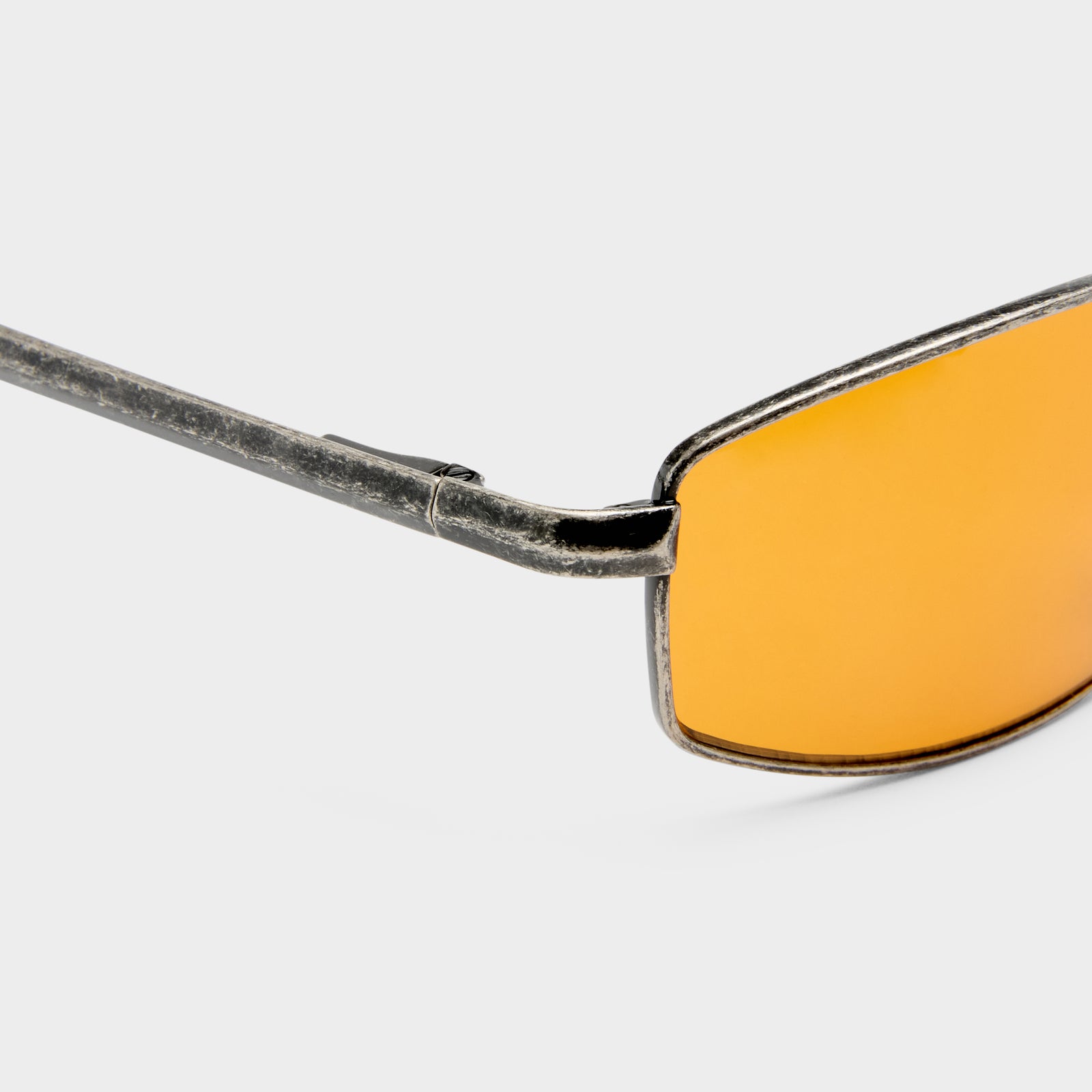 Star Beam Antique Gunmetal Uni-Sex Wrap Sunglasses | Le Specs