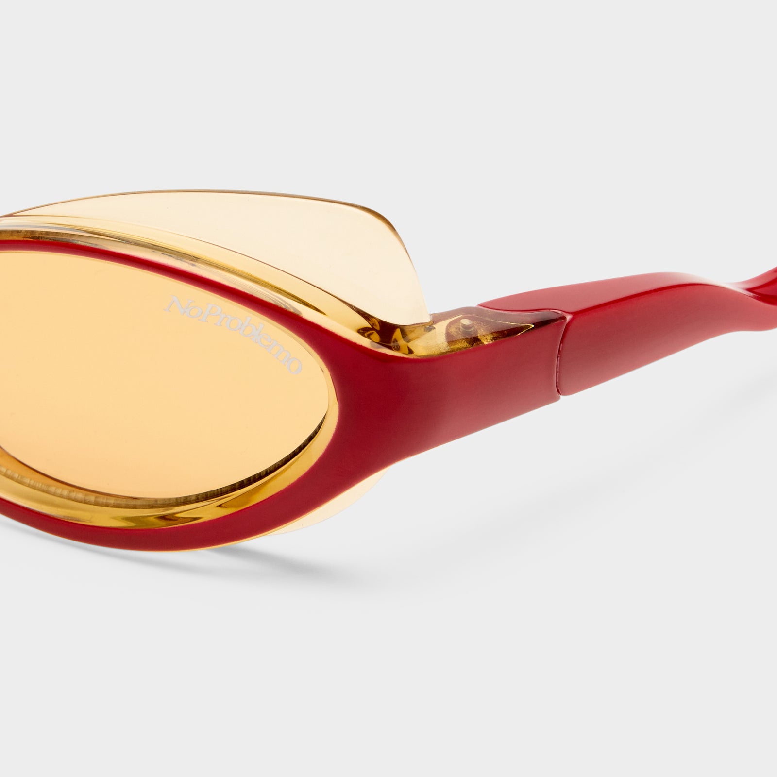 Lyra Bright Red Uni-Sex Oval Sunglasses | Le Specs