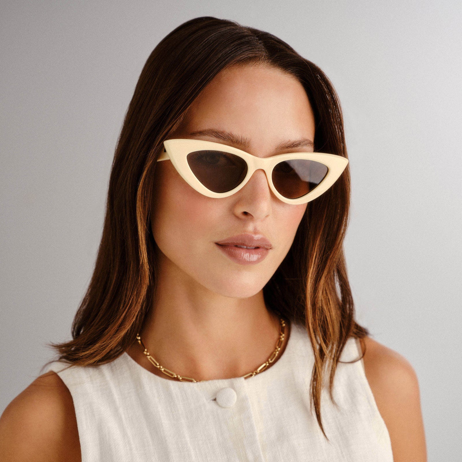 Hypnosis Ivory Female Cat-Eye Sunglasses | Le Specs