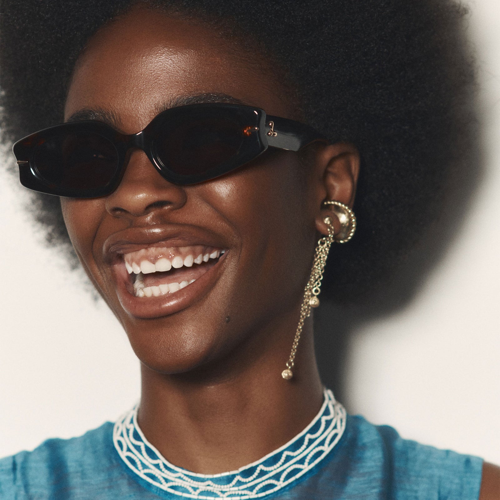 Lunar Tortoiseshell Female Oval Sunglasses | Le Specs