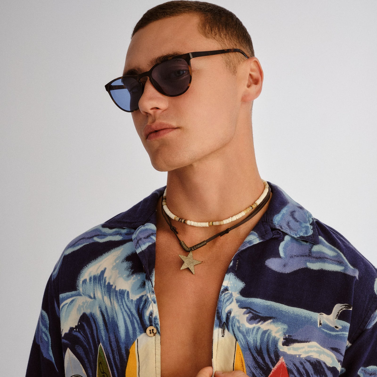 Invincible Tokyo Tort Uni-Sex Round Sunglasses | Le Specs