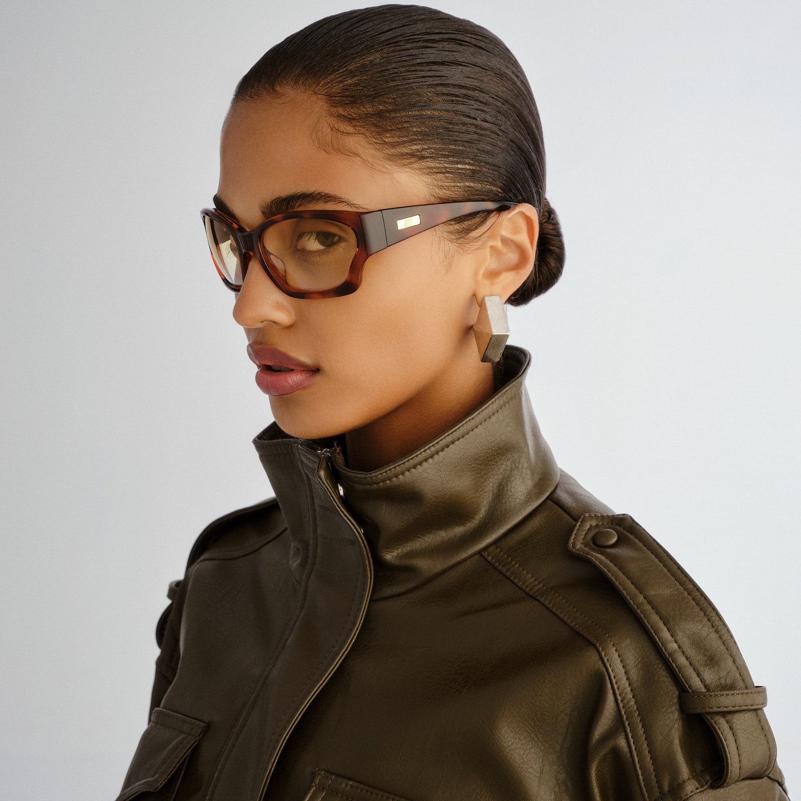 Salacious Toffee Tort Uni-Sex Wrap Sunglasses | Le Specs
