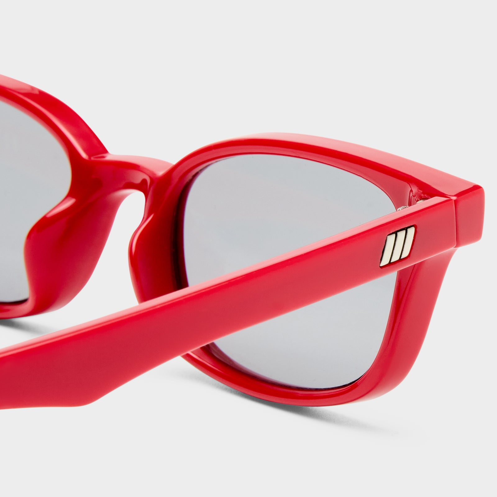 Echelon + Red Uni-Sex Rectangle Sunglasses | Le Specs