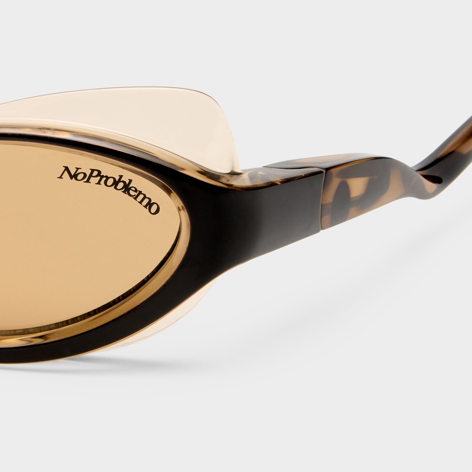 Lyra Tortoiseshell Uni-Sex Oval Sunglasses | Le Specs