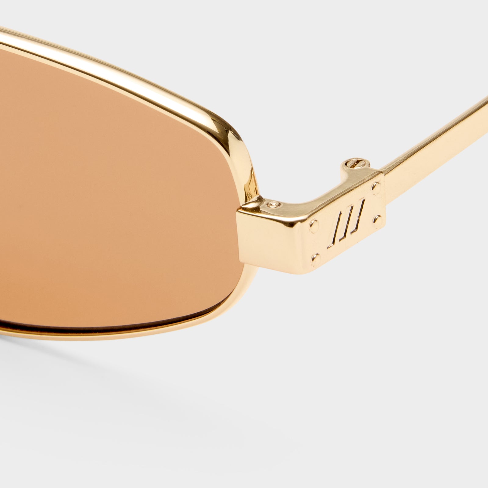 Treasure Gold Uni-Sex Aviator Sunglasses | Le Specs