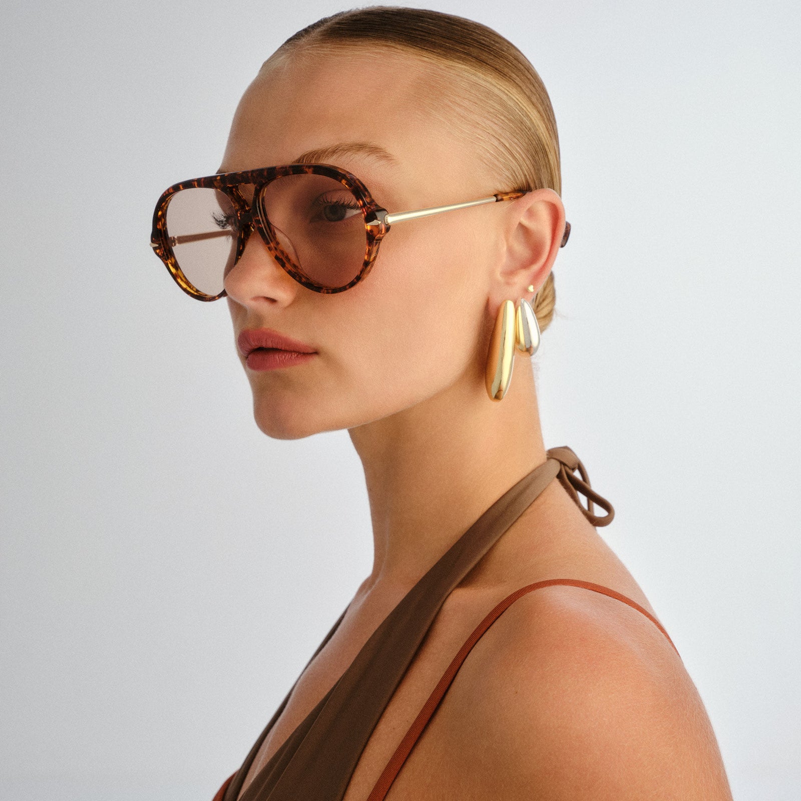 Numero Once Mottled Tort Female Aviator Sunglasses | Le Specs