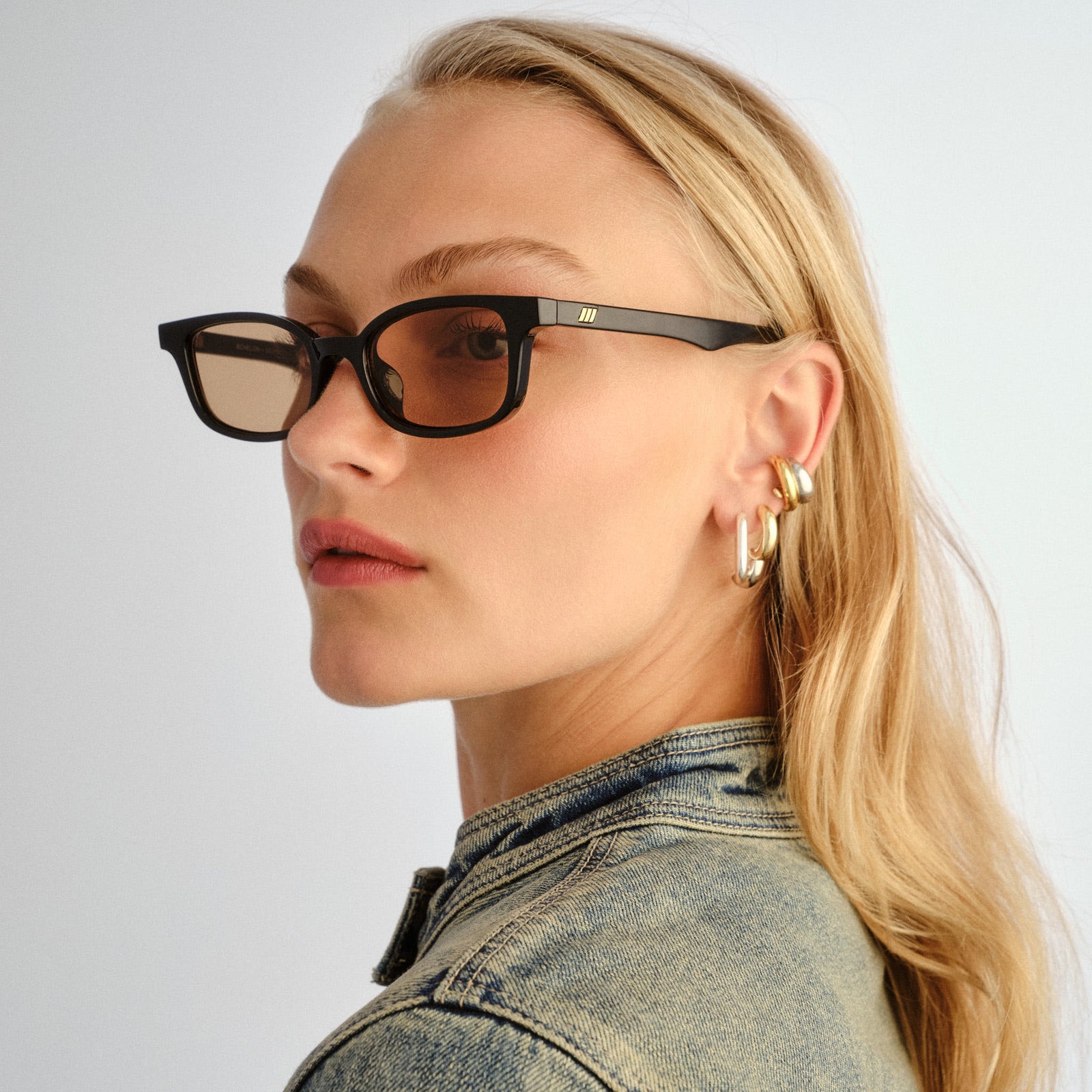Echelon + Black Uni-Sex Rectangle Sunglasses | Le Specs