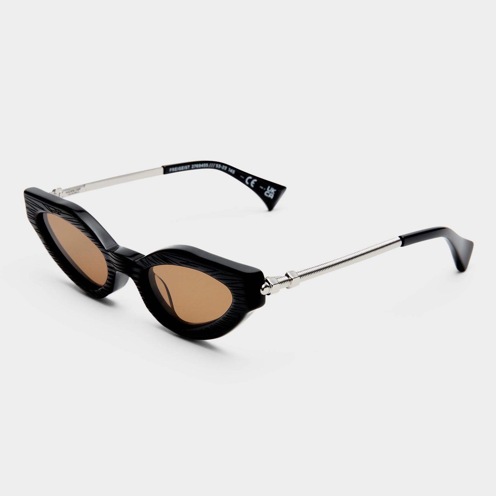 Freigeist Scratched Black Uni-Sex Cat-Eye Sunglasses | Le Specs
