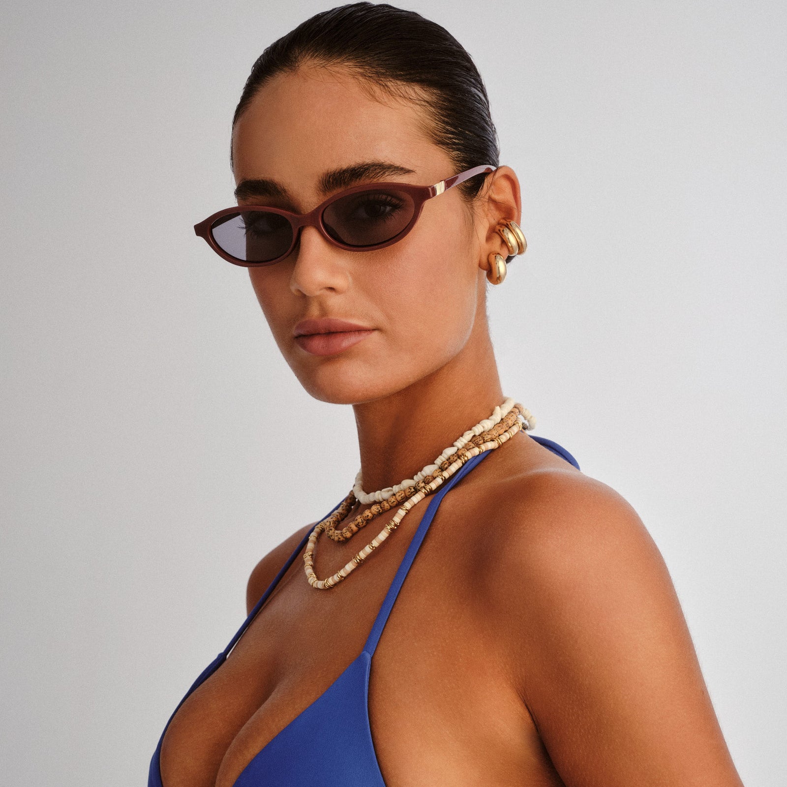 Duskfall Merlot Female Oval Sunglasses | Le Specs