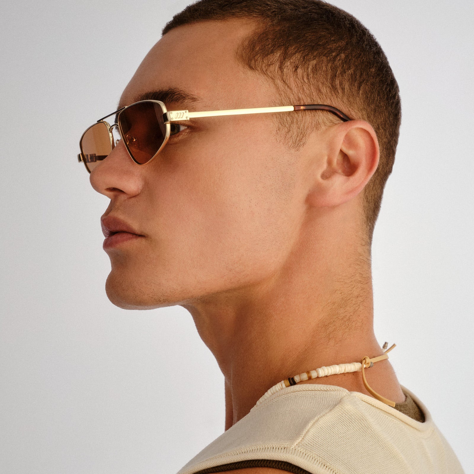 Treasure Gold Uni-Sex Aviator Sunglasses | Le Specs