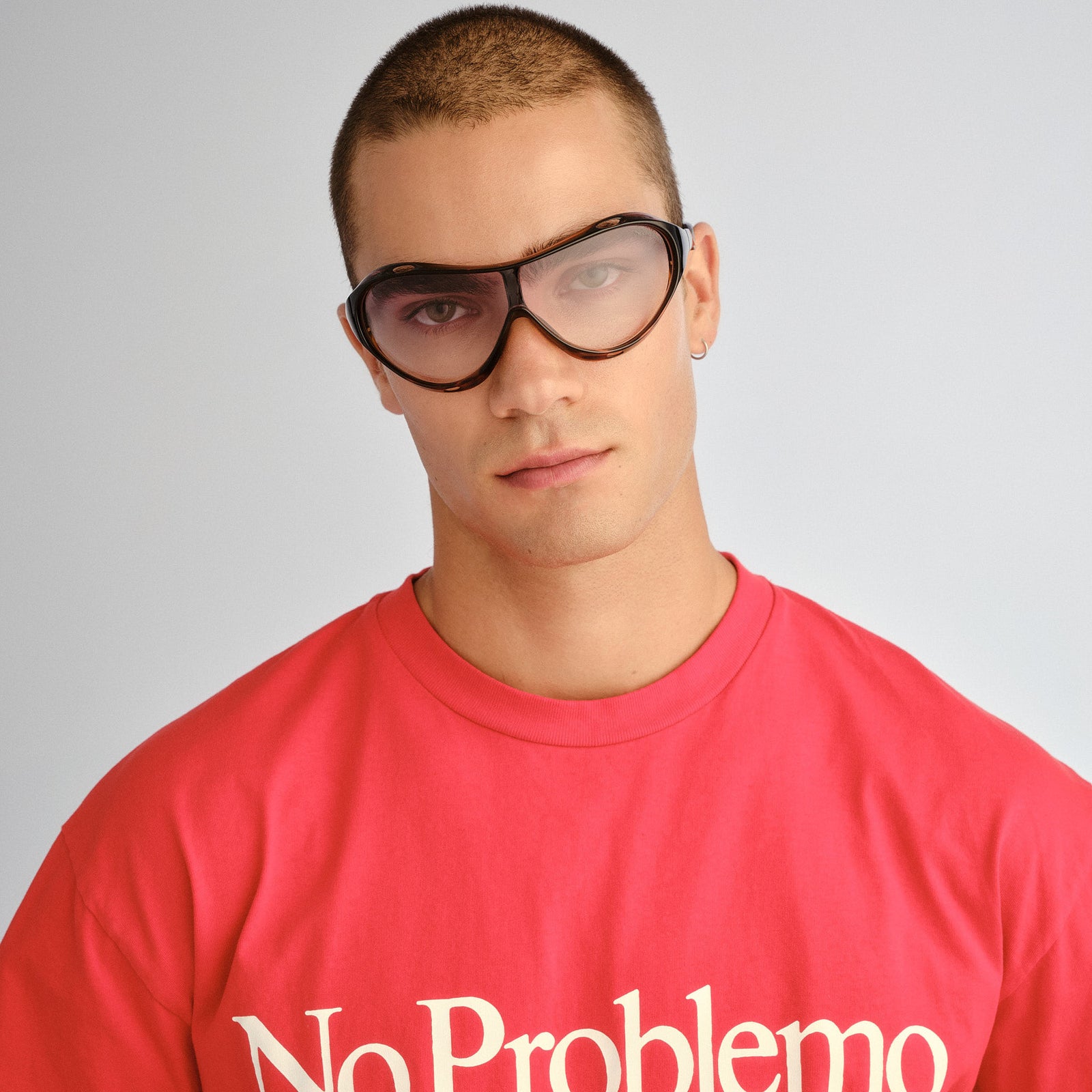 Iris Black Tort Uni-Sex Shield Sunglasses | Le Specs
