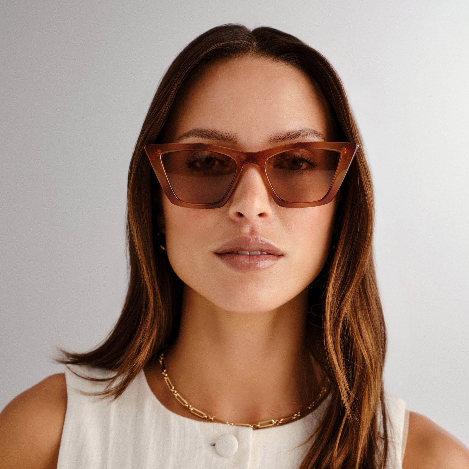 Velodrome Vintage Tort Female Cat-Eye Sunglasses | Le Specs