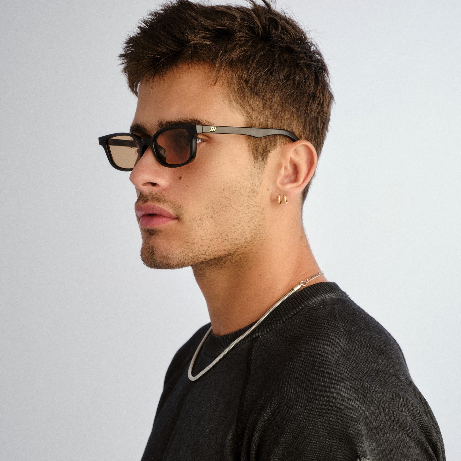 Echelon + Black Uni-Sex Rectangle Sunglasses | Le Specs