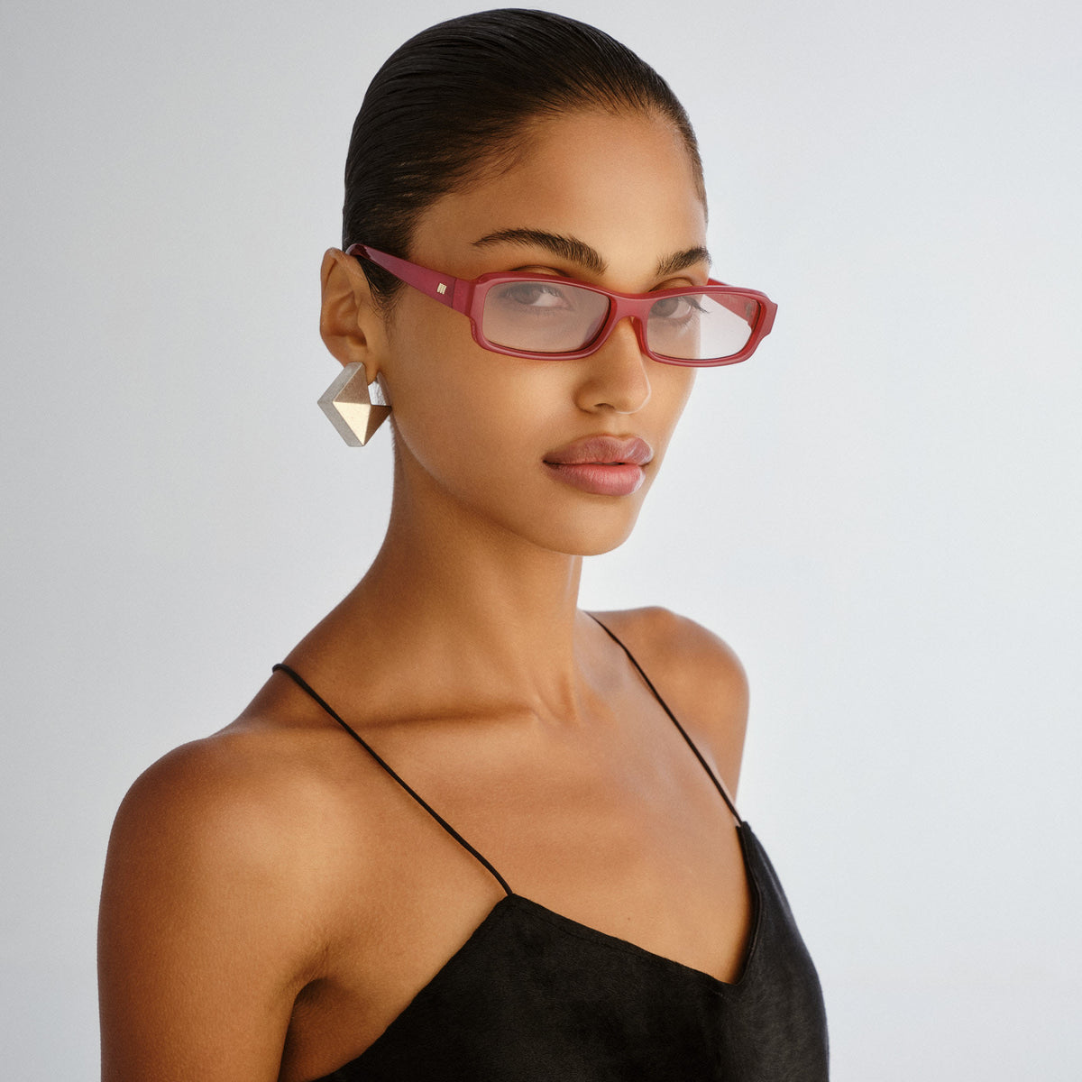 Dial Tone Cranberry Uni-Sex Rectangle Sunglasses | Le Specs